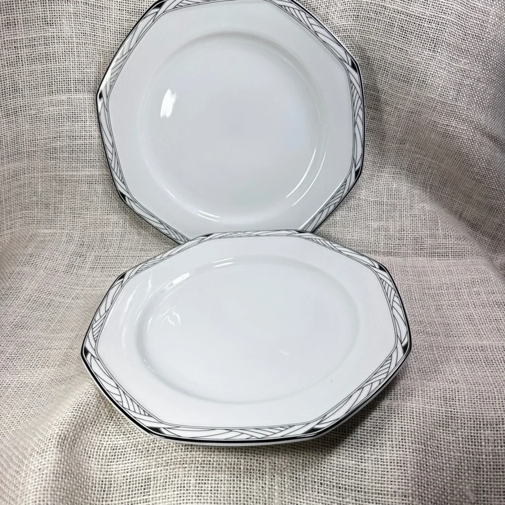 Studio Nova Synthesis Y0031 Octagonal Dinner Plates Black White Set of 2 10.5in‎